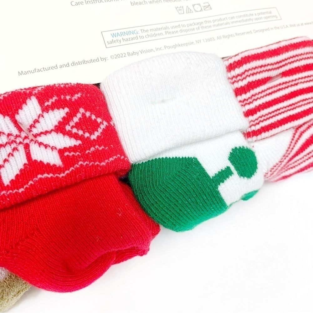 Festive Holiday Themed 0-6 Month Girls 12 Pack Baby Socks - Picture 5 of 10